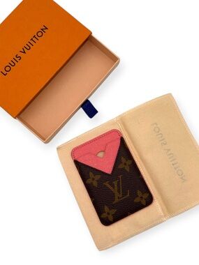 Louis Vuitton Magnetic Card Holder Monogram Tender Bliss MagSafe NIB